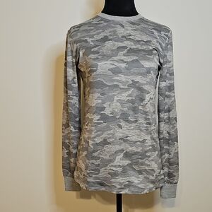 Kyodan Gray Camouflage Crew Neck Top